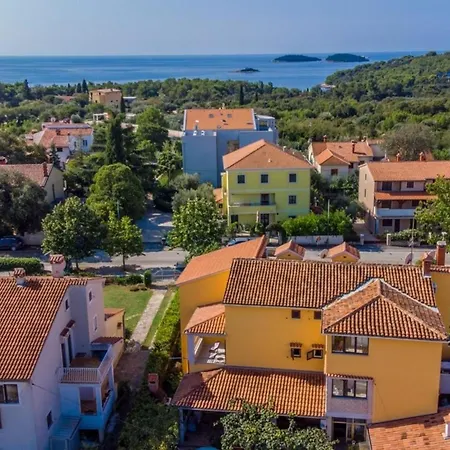 Apartment Fuer 7 Personen Ca 100 Qm In Rovinj, Istrien Istrische Riviera *